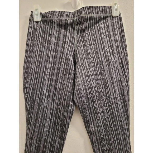 Nike Women Workout Tights Gray Black White Size XS - Picture 6 of 10